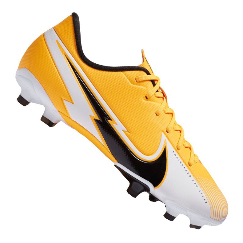 Nike Vapor 13 Academy Mg Jr AT8123-801 chaussures de football multicolore jaunes Nike Vapor 13 Academy Mg Jr AT8123-801 chaussures de football multicolore jaunes