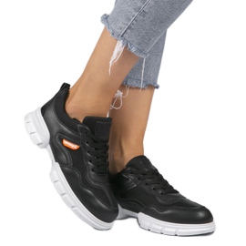 Chaussures de sport à la mode noires C051 le noir