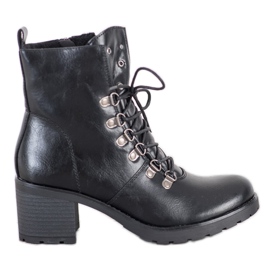 Travailleurs sur le poste VINCEZA noir