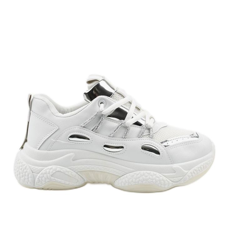 Baskets de sport blanches plus longues Baskets de sport blanches plus longues