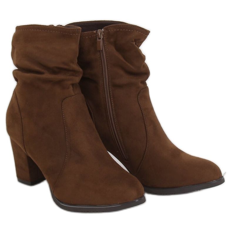 Boots sur le poteau marron DH21 Marron brun