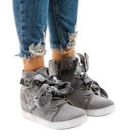 Baskets en daim grises avec boucle Haiphaia