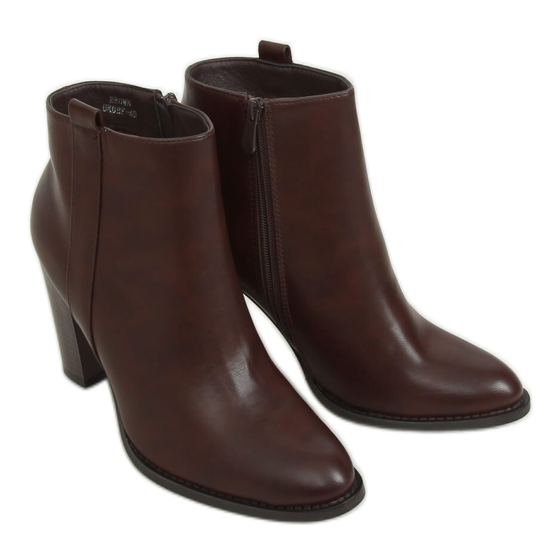 Bottes marron classiques UK08P Marron sur le poteau brun Bottes marron classiques UK08P Marron sur le poteau brun