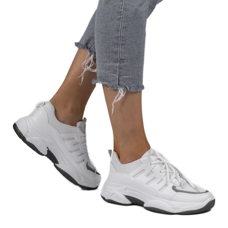 Chaussures de sport à la mode blanches BH-001