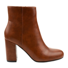 Bottes marron sur un poteau en éco-cuir Gawler brun Bottes marron sur un poteau en éco-cuir Gawler brun