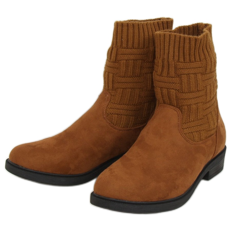 Bottines avec un pull camel E2100 Tige en pull camel brun