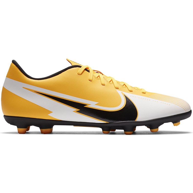 Chaussures de football Nike Mercurial Vapor 13 Club FG / MG AT7968 801 orange jaune