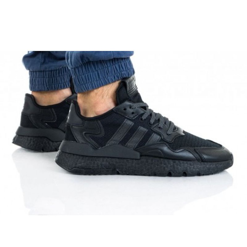 Chaussures Adidas Nite Jogger M FV1277 le noir