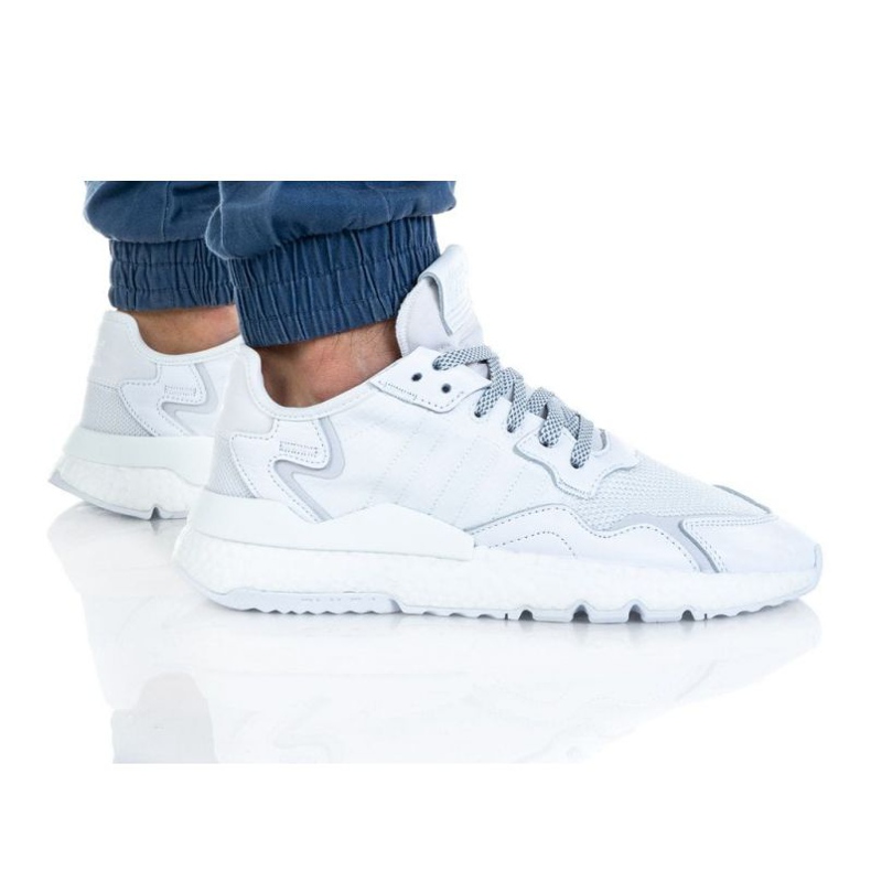 Chaussures Adidas Nite Jogger M FV1267 blanche Chaussures Adidas Nite Jogger M FV1267 blanche