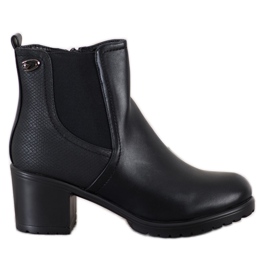 Bottes légères sur le poteau le noir Bottes légères sur le poteau le noir