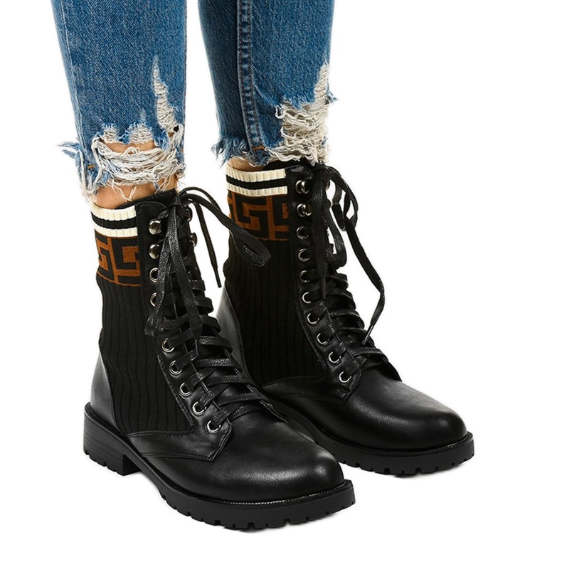 Bottes noires avec une chaussette Ferniehill beige le noir