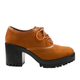 Boots camel lacées sur un bloc Clearfall brun Boots camel lacées sur un bloc Clearfall brun
