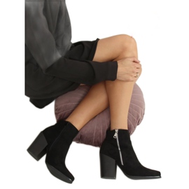 Bottines à talons larges noires TX-1873 Noir