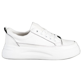 SHELOVET Chaussures de sport sur la plate-forme blanc