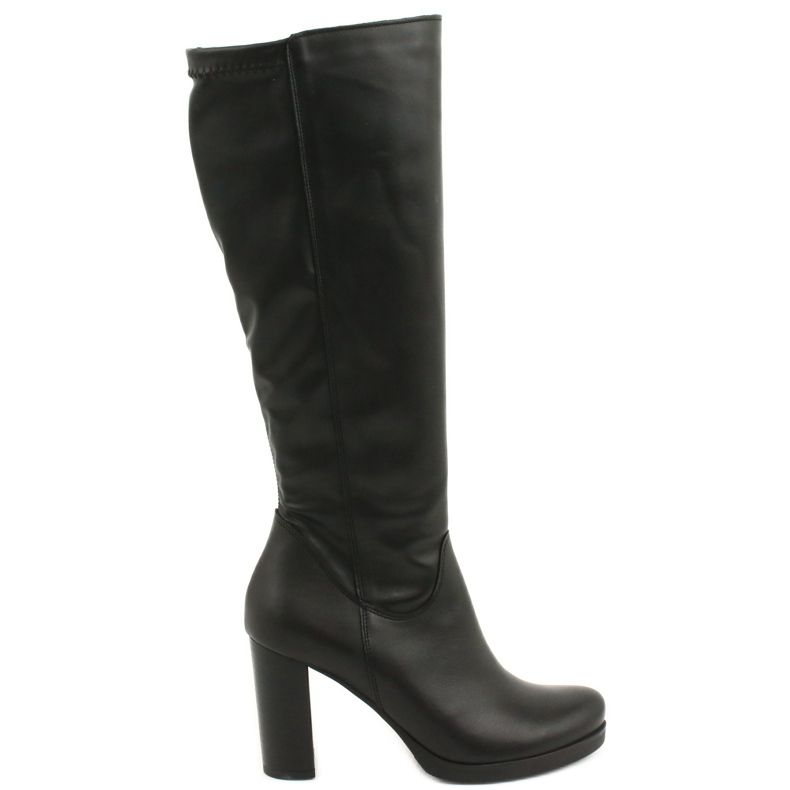 Arka Bottes en cuir sur le pilier Arek 7322 noir le noir