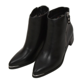 Bottines amande noir embouts 88168 Noir