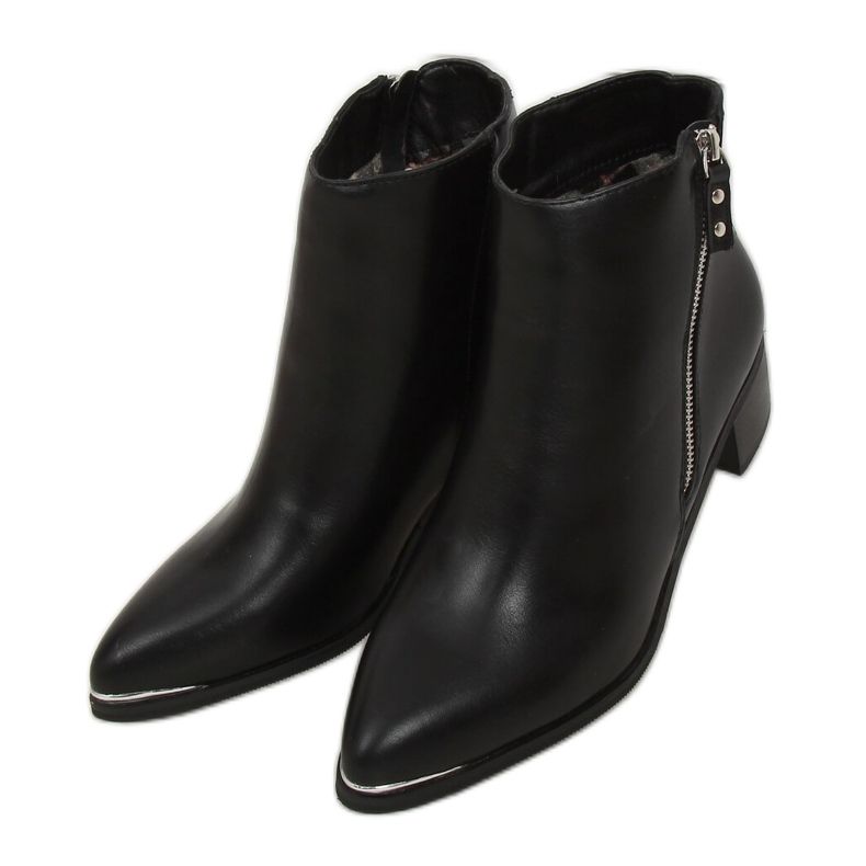 Bottines amande noir embouts 88168 Noir le noir
