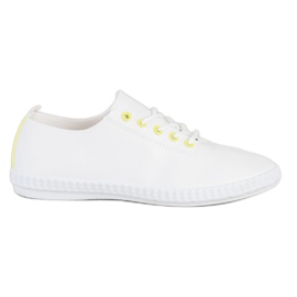 SHELOVET Baskets légères avec cuir écologique blanche jaune