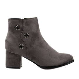 Bottes grises sur le poste d'éco-daim A8163-3 / A