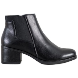 J. Star Bottes sur un poteau le noir