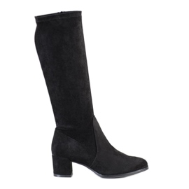 Bottes noires de Sergio Leone le noir