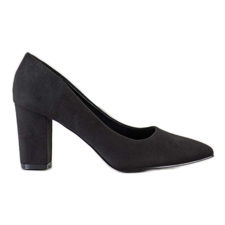 Renda Escarpins noirs sur un pilier le noir