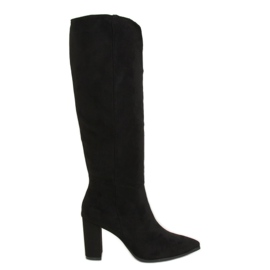 Bottines classiques à découpes noires RB89P Black