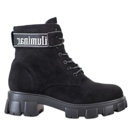 Weide Trappeurs en suède sur la plate-forme noir