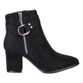 Balada Bottes élégantes avec ornement noir