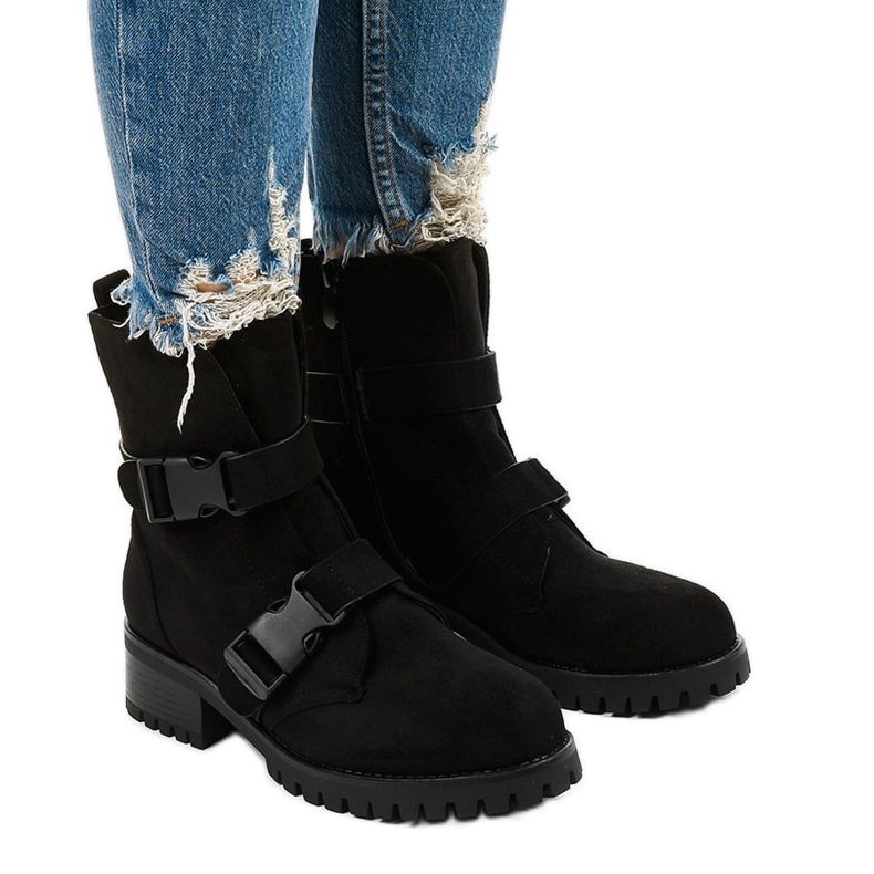 Bottes isolées noires pour femmes d'Irinrahne le noir
