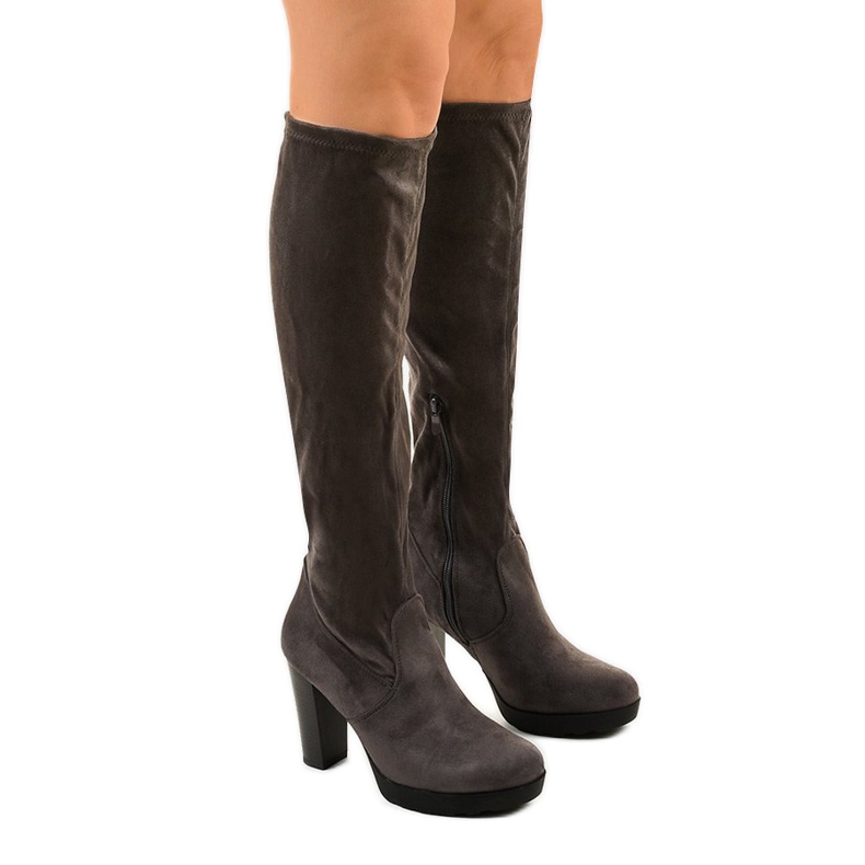 Bottes grises sur le poteau en éco-suède Funnyfreeze