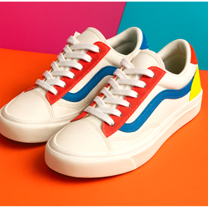 Sneakers rétro - retour des années 1990 dans le monde des chaussures sportives