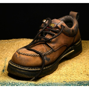 Comment enlever la moisissure des chaussures ?