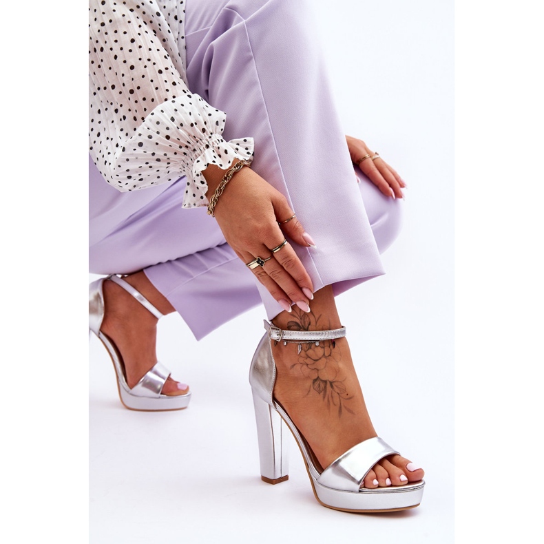 Sandales à talons hauts argentées Mandy 1