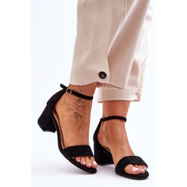 Sandales en daim classiques à talons bas et lune de miel noires le noir 4