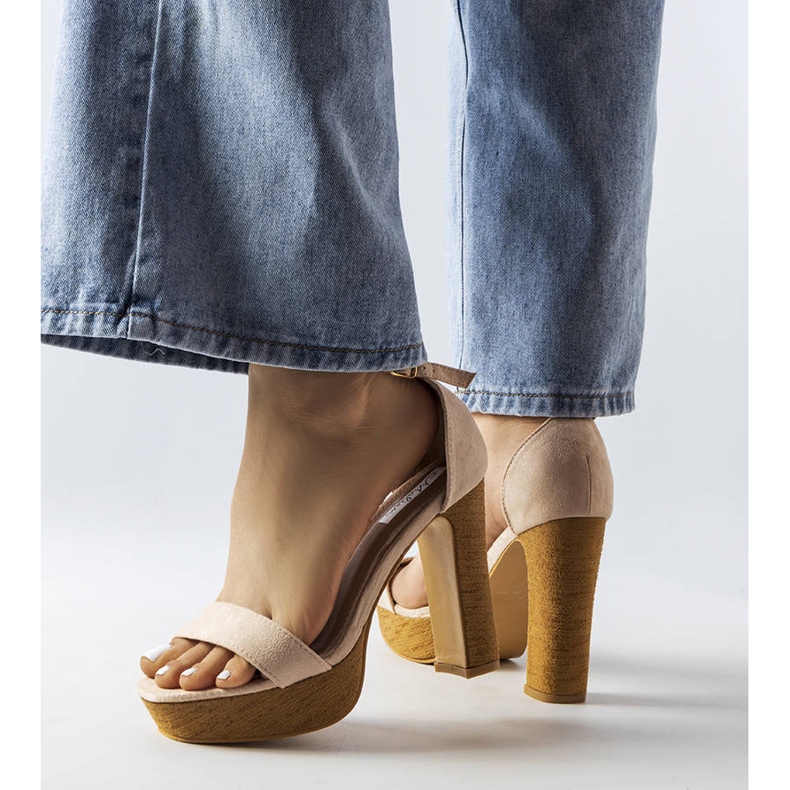 Inna Sandales beiges à talons Selsa 1