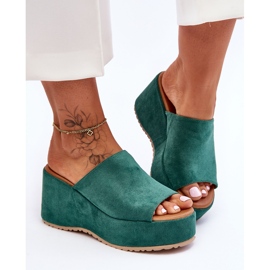 Pantoufles pour femmes sur une plate-forme massive Vert Martina 3