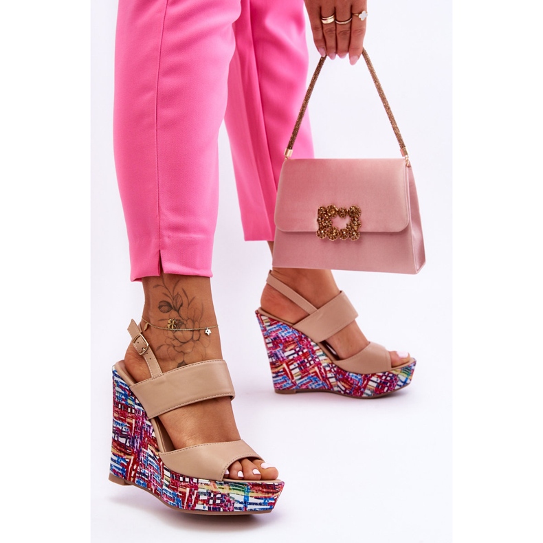 Calderia Sandales Compensées Femme Beige 2 Calderia Sandales Compensées Femme Beige 2