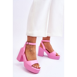 Sandales à la mode sur talon massif rose Karmine 2