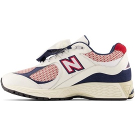 Chaussures New Balance M2002 Rve M NBM2002RVE blanche 1