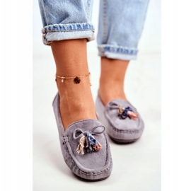 Evento Mocassins en Daim pour Femme avec Décoration 20PB35-2003 Gris 2 Evento Mocassins en Daim pour Femme avec Décoration 20PB35-2003 Gris 2