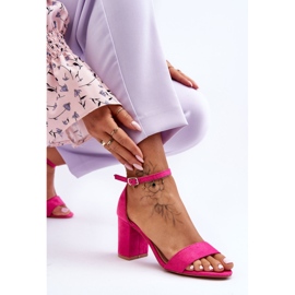 Sandales à talons hauts en daim fushia Madame rose 1