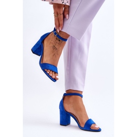 Sandales à talons hauts en daim bleues Madame 5