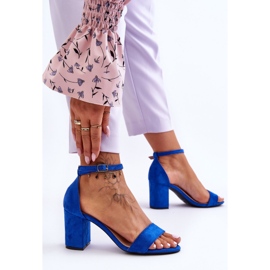 Sandales à talons hauts en daim bleues Madame 4