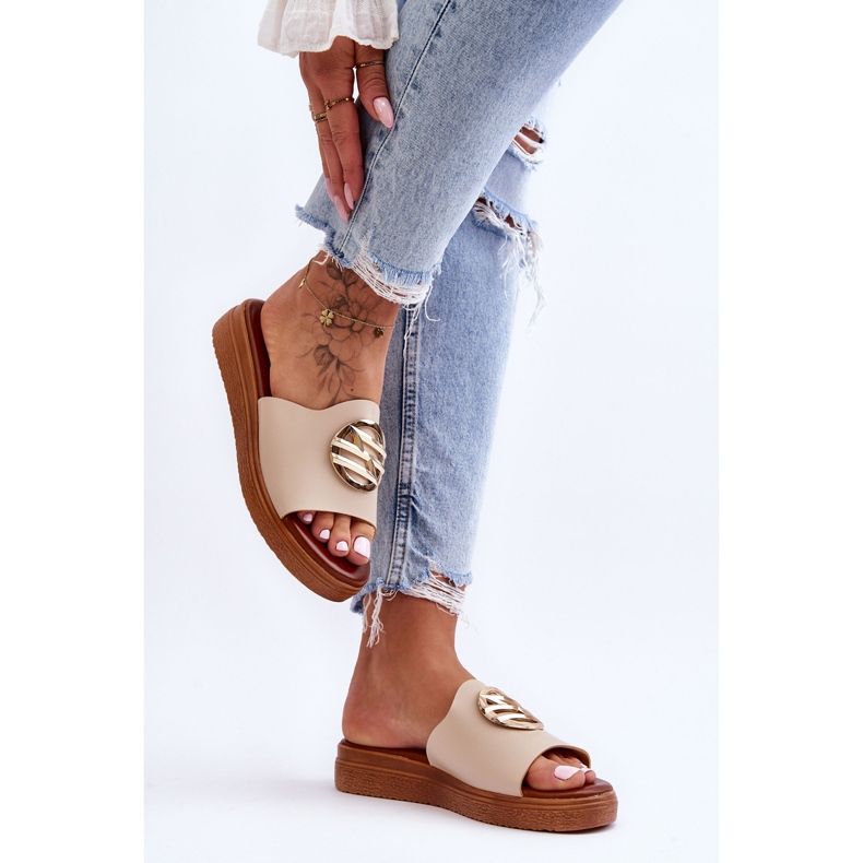 Chaussons Femme Secrets Beiges Avec Décoration 2