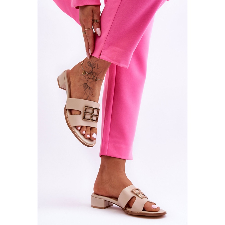 Pantoufles élégantes pour femmes avec décoration Atlantis beige 2