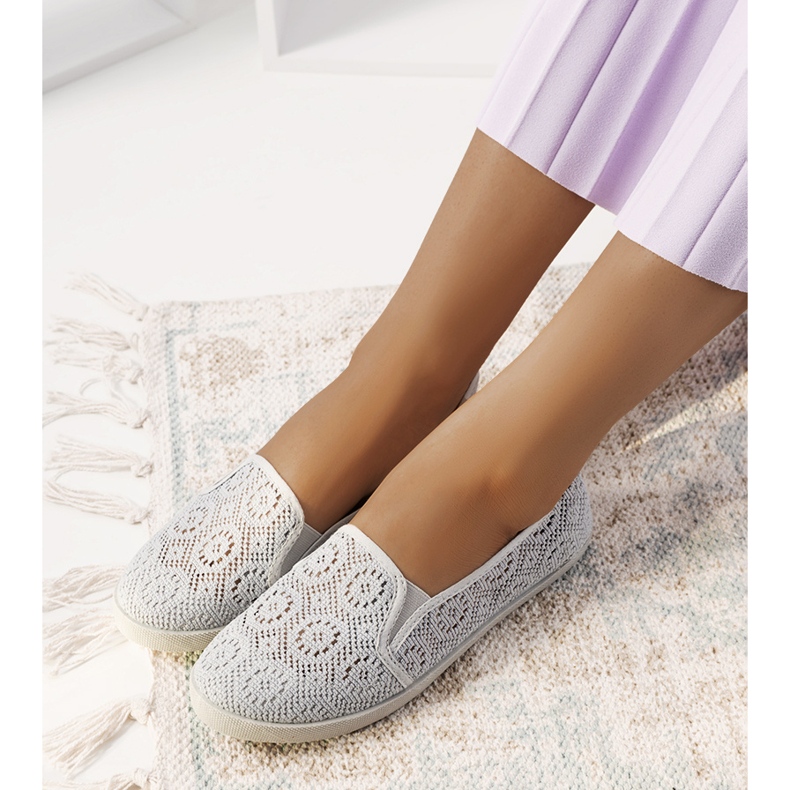 Baskets à enfiler ajourées grises HJ1709 1