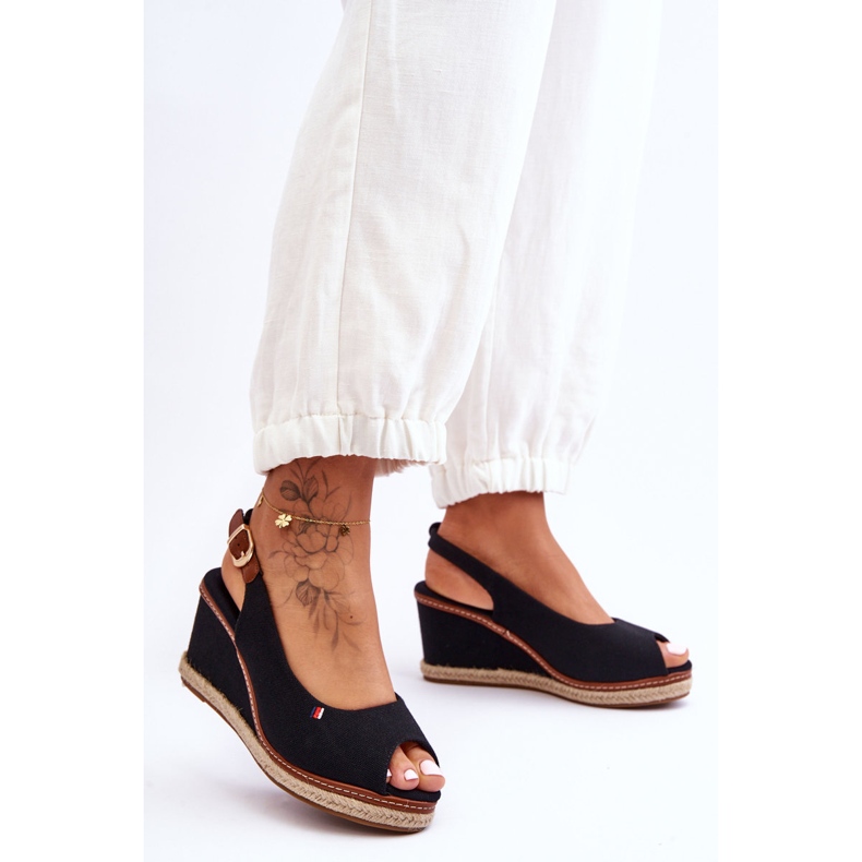 Sandales compensées classiques pour femmes noires Katie 1