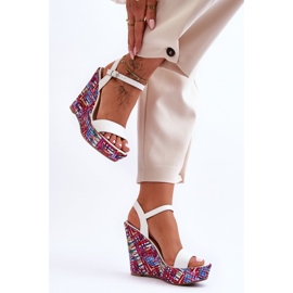 Sandales pour femmes sur un coin coloré blanc Malibu 2