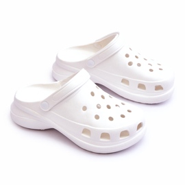 Foam Slides Crocs On A Chunky Sole Blanc Katniss blanche 1